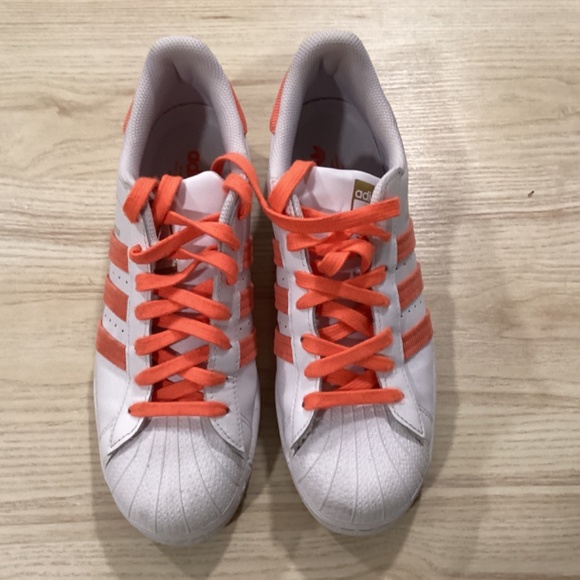 Adidas superstars - Picture 2 of 4